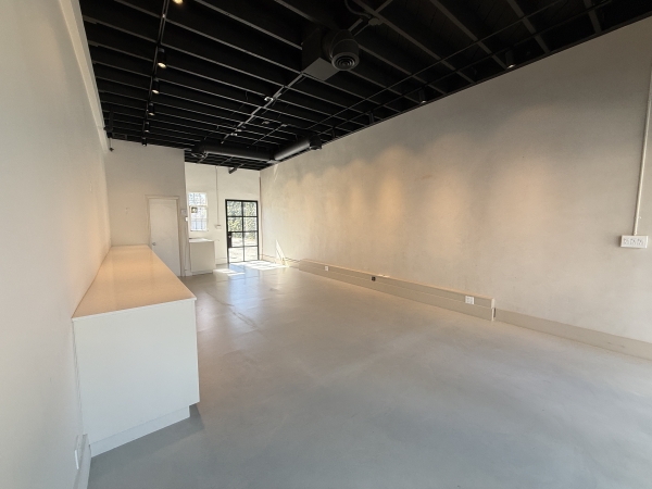 Listing Image #2 - Retail for lease at 8804 Charleville, Beverly Hills CA 90211