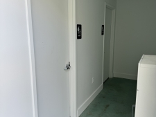 Listing Image #5 - Retail for lease at 3250 SE Federal Hwy, Stuart FL 34997