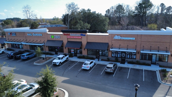 Listing Image #2 - Retail for lease at 143 Berkeley Circle, Summerville SC 29483