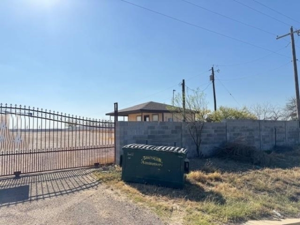 Listing Image #3 - Industrial for lease at 1004 FM 3338, Laredo TX 78045
