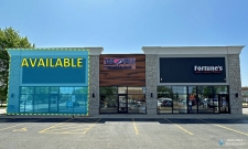 Shopping Center property for lease in Oswego, IL
