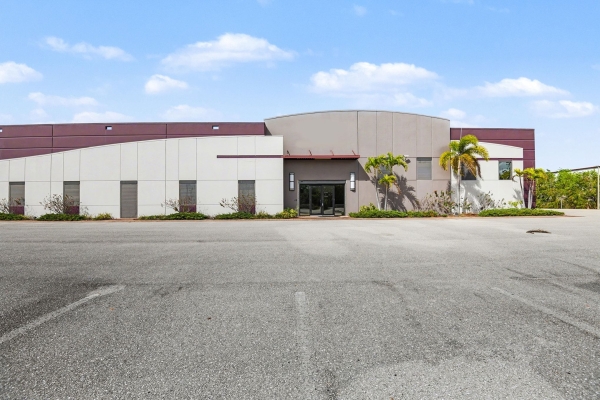 Listing Image #1 - Industrial for lease at 11600 Adelmo Ln., Fort Myers FL 33966