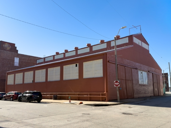 Listing Image #1 - Industrial for lease at 1401 W 12th, Kansas City MO 64102