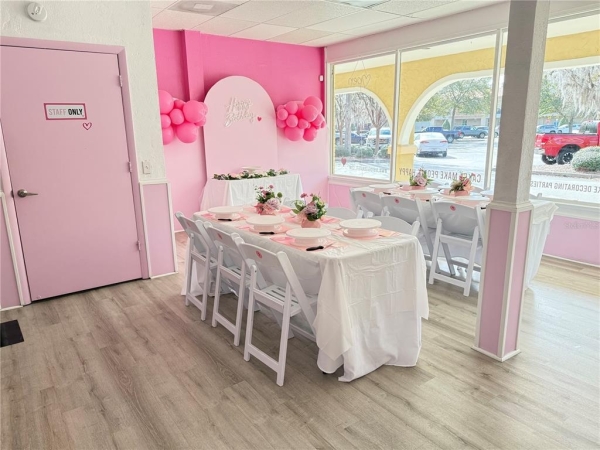 Listing Image #2 - Retail for lease at 4127 NW 16th Boulevard, Gainesville FL 32605