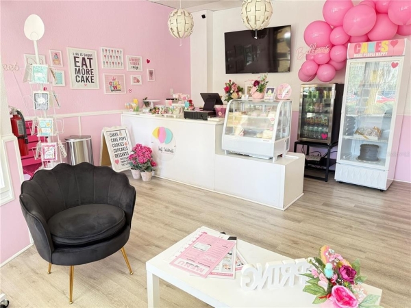 Listing Image #3 - Retail for lease at 4127 NW 16th Boulevard, Gainesville FL 32605