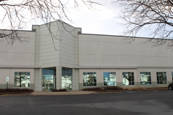 Listing Image #1 - Industrial for lease at 2012 Corporate Ln, Naperville IL 60563