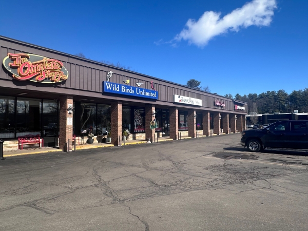 Listing Image #3 - Retail for lease at 1213 E Front St, Traverse City MI 49686