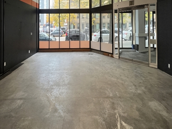 Listing Image #1 - Retail for lease at 2211 3rd Ave, Suite C-3, Seattle WA 98121