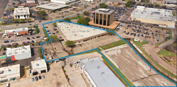 Listing Image #1 - Office for lease at 1101 Wooded Acres Dr, Waco TX 76710