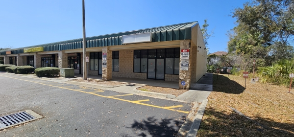 Listing Image #1 - Retail for lease at 600 Courtland Blvd, Deltona FL 32738