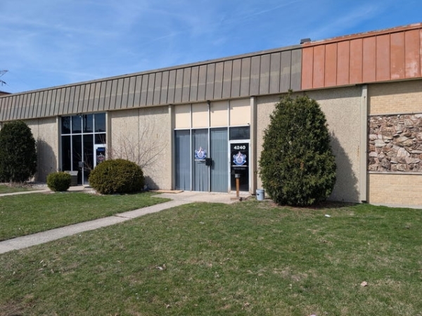 Listing Image #1 - Industrial for lease at 4240 W 124th Pl, Alsip IL 60803 Listing Image #1 - Industrial for lease at 4240 W 124th Pl, Alsip IL 60803