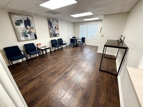 Listing Image #3 - Office for lease at 102 Hospital Drive, Warner Robins GA 31088