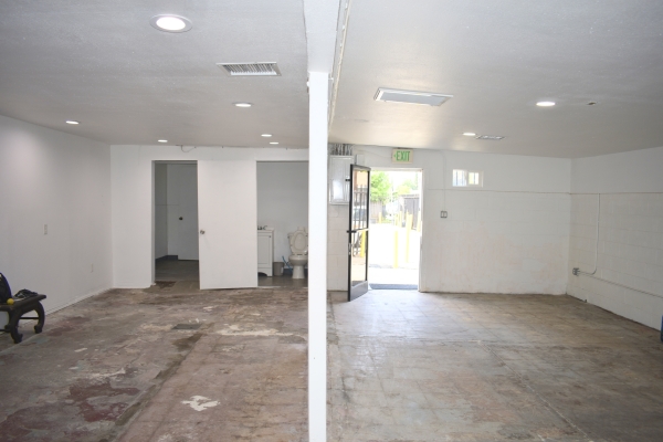 Listing Image #3 - Retail for lease at 7701 Santa Fe Avenue, Huntington Park CA 90255