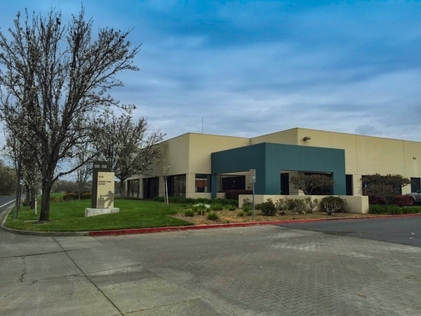 Listing Image #1 - Industrial for lease at 2650 Napa Valley Corporate Drive, Napa CA 94558