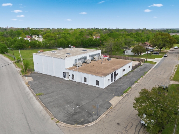 Listing Image #1 - Industrial for lease at 2020 Richter Ave, Waco TX 76711