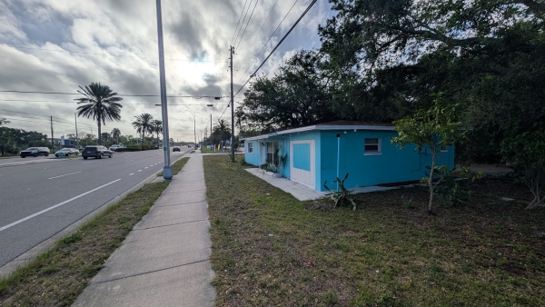 Listing Image #1 - Office for lease at 13490 Walsingham Rd Unit C, Largo FL 33774