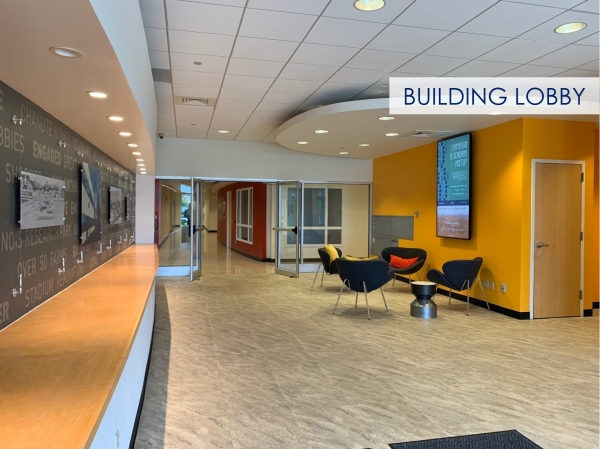 Listing Image #2 - Office for lease at 1822 S Oak St, Champaign IL 61820