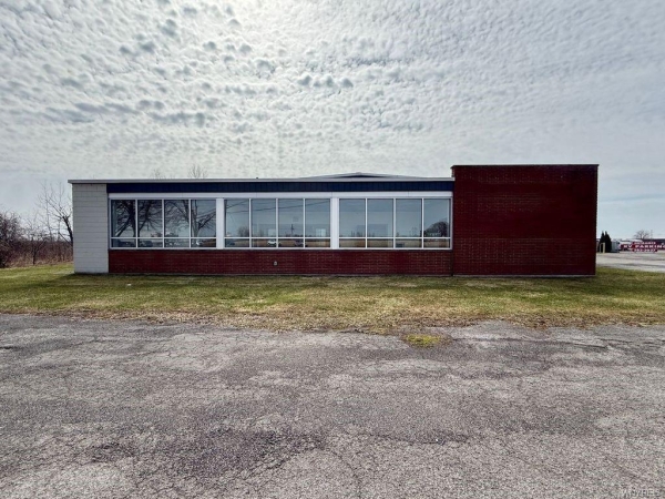 Listing Image #1 - Industrial for lease at 8555 Packard Road, Niagara Falls NY 14305