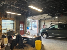 Listing Image #3 - Industrial for lease at 811 S Neil St, Champaign IL 61820