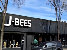 Multi-Use property for lease in Chicago, IL