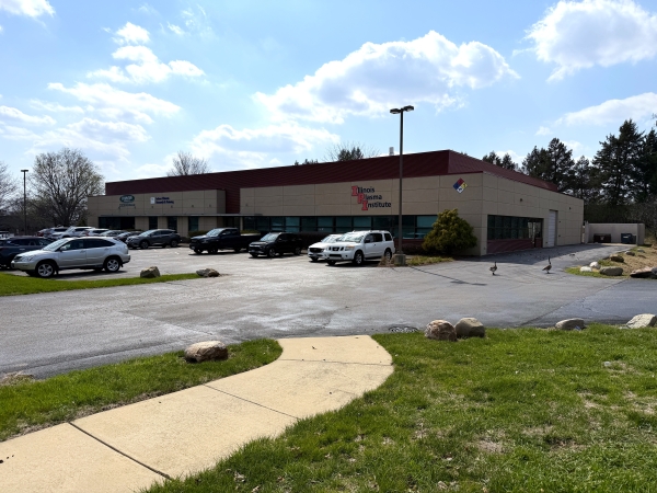 Listing Image #1 - Office for lease at 2111 S Oak St, Champaign IL 61820