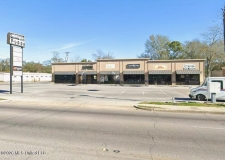 Retail property for lease in Moss Point, MS