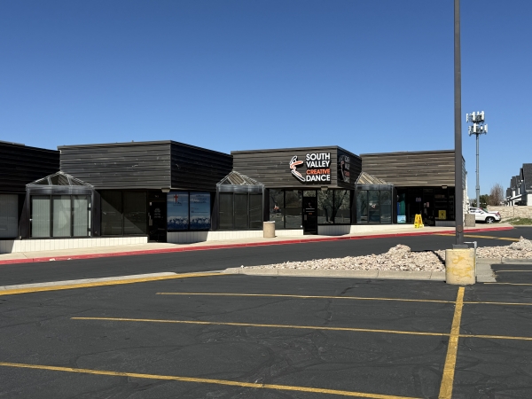 Listing Image #1 - Retail for lease at 733-751 East 9400 South, Sandy UT 84094