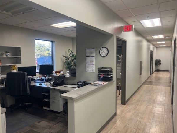 Listing Image #2 - Industrial for lease at 1411 Interstate Dr, Champaign IL 61822