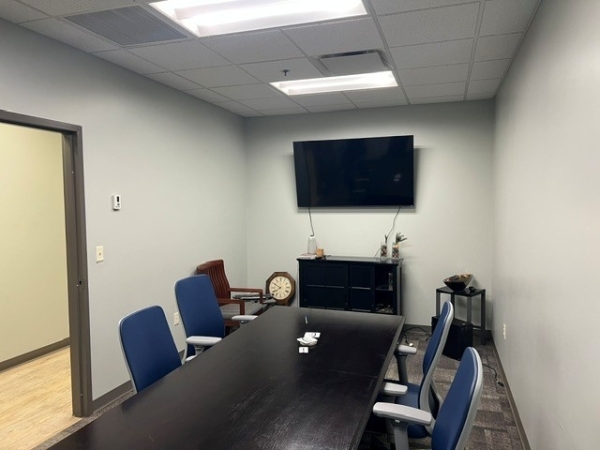 Listing Image #3 - Industrial for lease at 1411 Interstate Dr, Champaign IL 61822