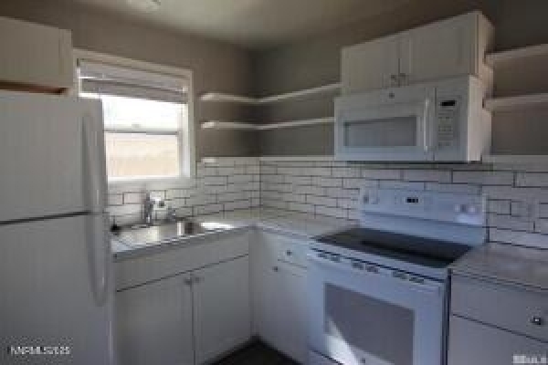 Listing Image #2 - Others for lease at 1621 1/2 G Street, Sparks NV 89431 Listing Image #2 - Others for lease at 1621 1/2 G Street, Sparks NV 89431
