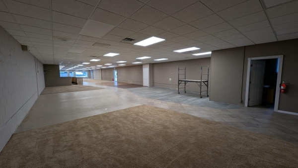 Listing Image #3 - Others for lease at 211-215 N Dixie Way, South Bend IN 46637