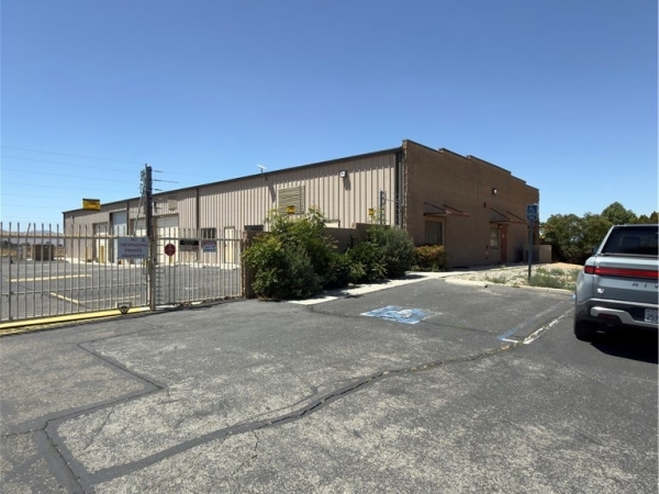 Listing Image #2 - Industrial for lease at 22379 Eyota, Apple Valley CA 92308