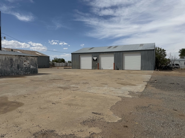 Listing Image #3 - Industrial for lease at 2227 East 50th Street, Lubbock TX 79404