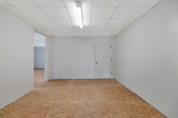 Listing Image #1 - Office for lease at 2533 - 2537 Far Hills Avenue, Dayton OH 45419