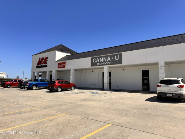 Listing Image #2 - Retail for lease at 4405 E Aloha Drive, Diamondhead MS 39525 Listing Image #2 - Retail for lease at 4405 E Aloha Drive, Diamondhead MS 39525