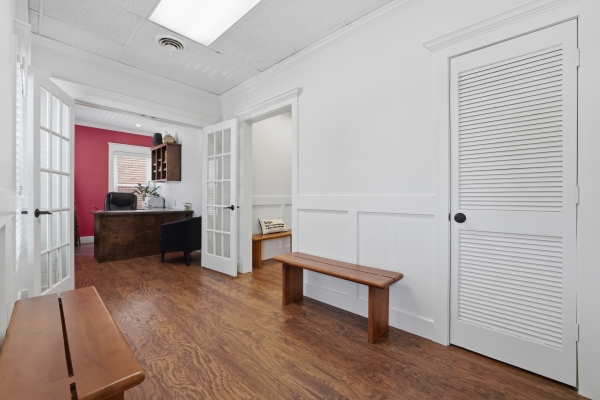 Listing Image #2 - Office for lease at 1843 Peeler Road Unit C, Dunwoody GA 30338 Listing Image #2 - Office for lease at 1843 Peeler Road Unit C, Dunwoody GA 30338