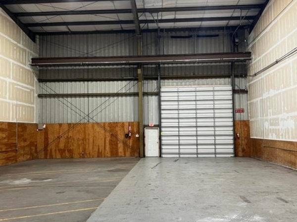 Listing Image #3 - Industrial for lease at 716 W Cedar Street Unit C, Eureka CA 95501 Listing Image #3 - Industrial for lease at 716 W Cedar Street Unit C, Eureka CA 95501