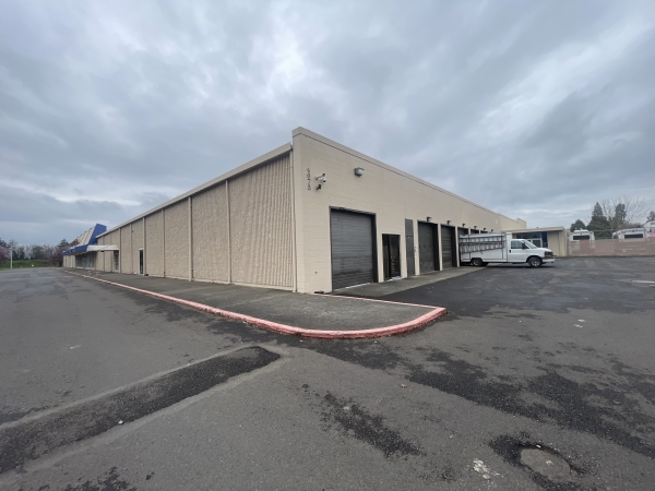 Listing Image #1 - Retail for lease at 4675 Portland Rd NE, Salem OR 97305