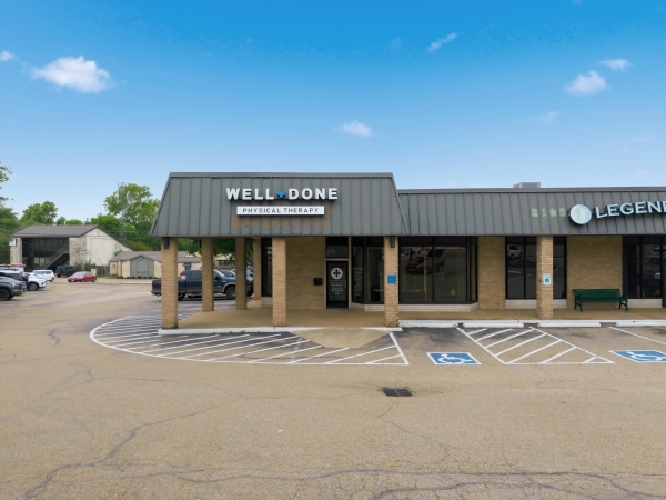 Listing Image #2 - Retail for lease at 2002 N Valley Mills Dr Suites 2098 & 2022, Waco TX 76710 Listing Image #2 - Retail for lease at 2002 N Valley Mills Dr Suites 2098 & 2022, Waco TX 76710