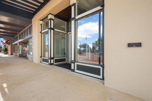 Listing Image #1 - Office for lease at 107 East Main Street, Henderson TX 75652