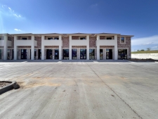 Listing Image #3 - Retail for lease at 210 Calle Del Norte, Laredo TX 78041