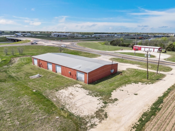 Listing Image #2 - Industrial for lease at 138 N Speegleville Rd, Woodway TX 76712 Listing Image #2 - Industrial for lease at 138 N Speegleville Rd, Woodway TX 76712