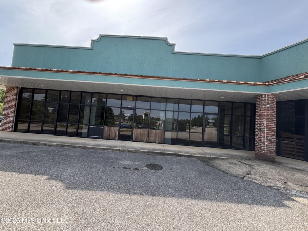 Listing Image #2 - Retail for lease at 1580 Industrial Pk Road, Wiggins MS 39577 Listing Image #2 - Retail for lease at 1580 Industrial Pk Road, Wiggins MS 39577