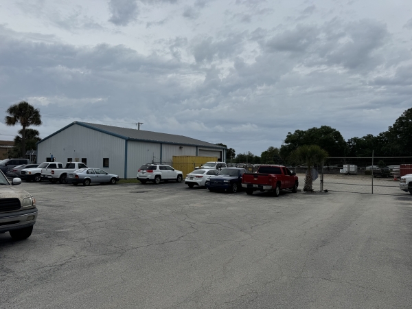 Listing Image #2 - Industrial for lease at 1077 Derbyshire Road, Daytona Beach FL 32117 Listing Image #2 - Industrial for lease at 1077 Derbyshire Road, Daytona Beach FL 32117
