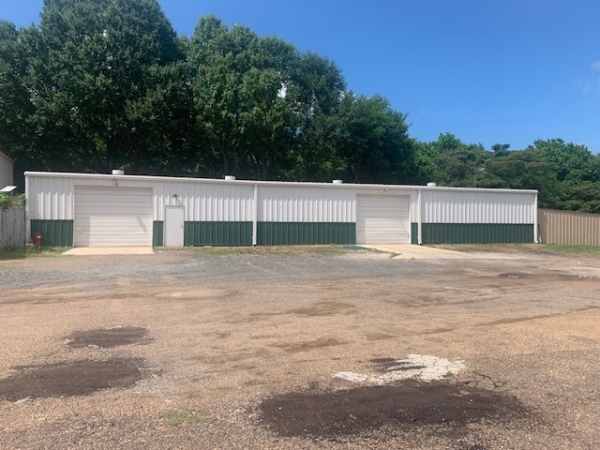 Listing Image #1 - Others for lease at 1001 W Cotton St., Longview TX 75604 Listing Image #1 - Others for lease at 1001 W Cotton St., Longview TX 75604