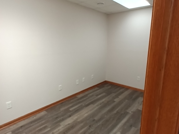 Listing Image #4 - Office for lease at 250 scott court, Iowa City IA 52245 Listing Image #4 - Office for lease at 250 scott court, Iowa City IA 52245