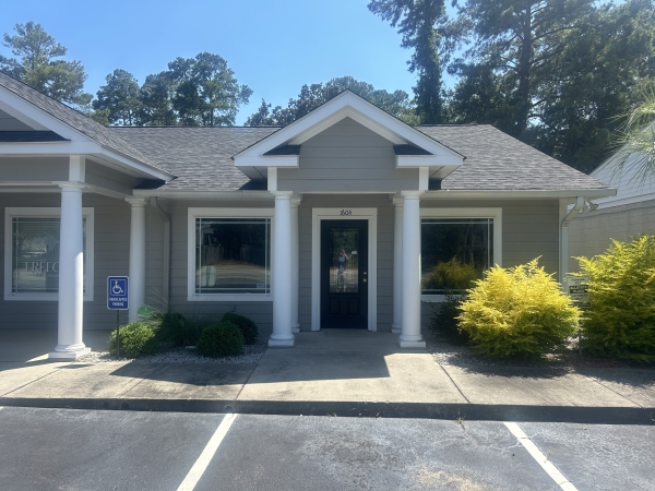 Listing Image #1 - Retail for lease at 1604 2nd Loop rd. Unit C, Florence SC 29501 Listing Image #1 - Retail for lease at 1604 2nd Loop rd. Unit C, Florence SC 29501