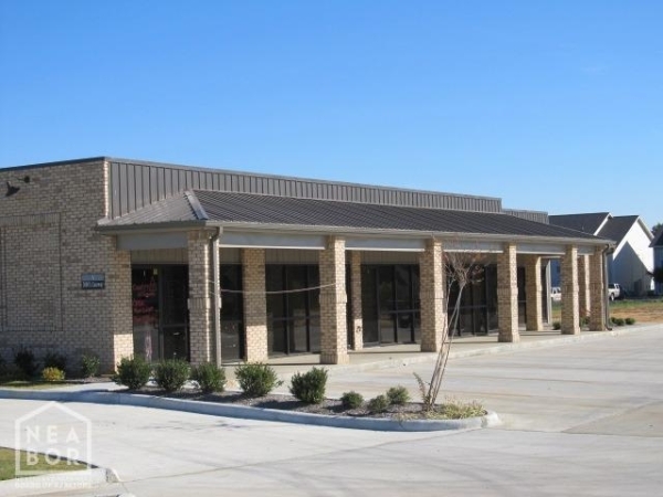 Listing Image #1 - Office for lease at 3800 S Caraway Road #27, Jonesboro AR 72404 Listing Image #1 - Office for lease at 3800 S Caraway Road #27, Jonesboro AR 72404