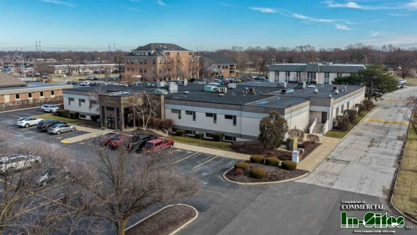 Listing Image #1 - Office for lease at 9245 Calumet Avenue, Munster IN 46321