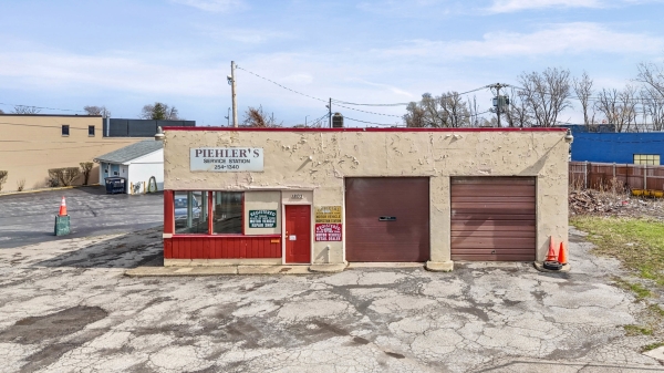 Listing Image #2 - Retail for lease at 1803 Lyell Ave, Rochester NY 14606 Listing Image #2 - Retail for lease at 1803 Lyell Ave, Rochester NY 14606